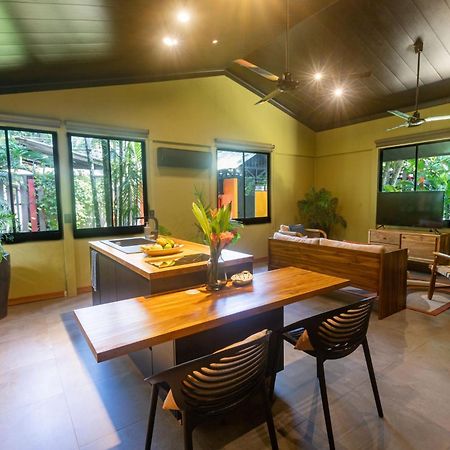 Hotel Banana Azul - Adults Only Puerto Viejo de Talamanca Ngoại thất bức ảnh